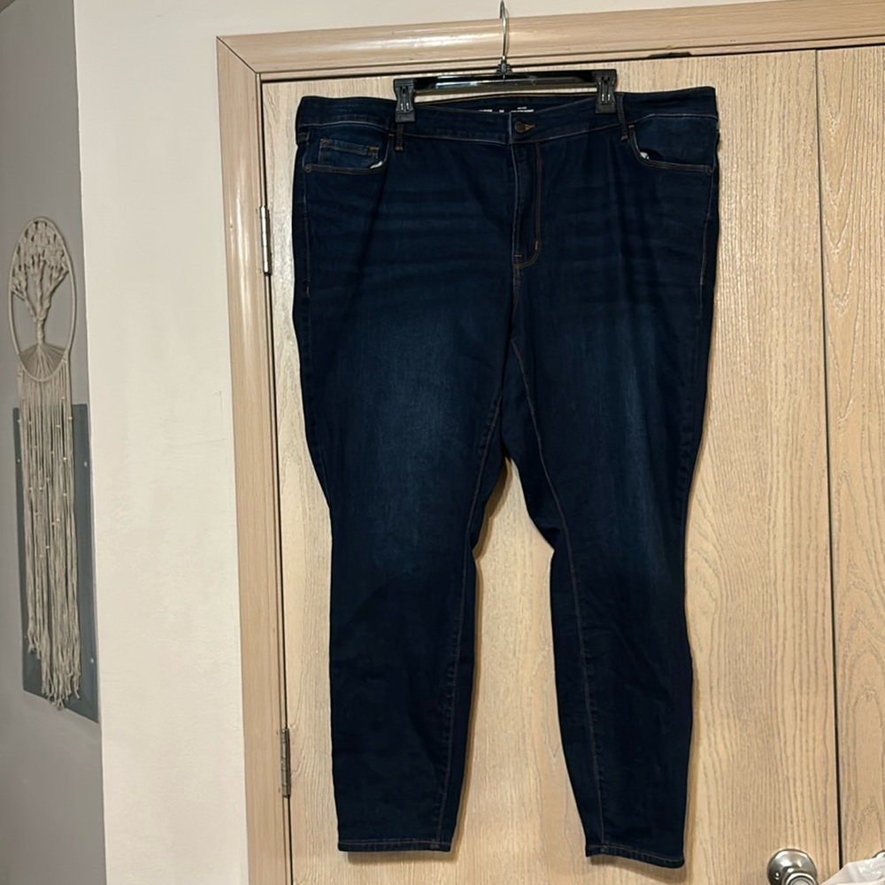 NWOT Old Navy MidRise Skinny Jeans